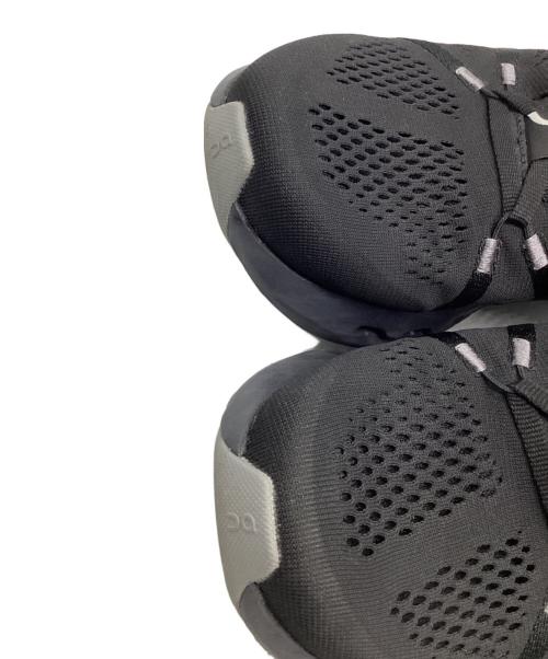 on（オン）on (オン) スニーカー ブラック サイズ:25.5の古着・服飾アイテム