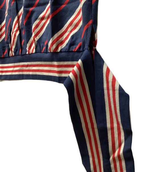 BURBERRY BLUE LABEL（バーバリーロンドンブルーレーベル）BURBERRY BLUE LABEL (バーバリーロンドンブルーレーベル) 長袖カットソー ネイビー サイズ:Mの古着・服飾アイテム