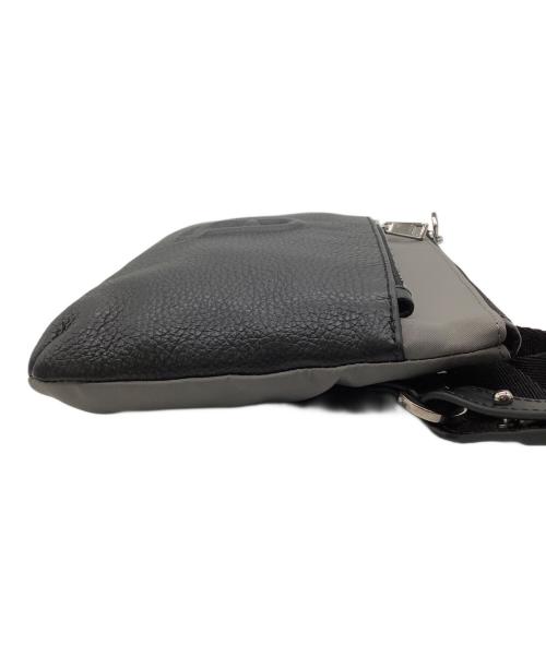 FURLA（フルラ）FURLA (フルラ) ショルダーバッグ ブラックの古着・服飾アイテム