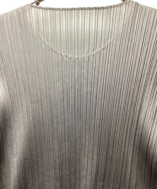 PLEATS PLEASE（プリーツプリーズ）PLEATS PLEASE (プリーツプリーズ) 半袖ブラウス グレー サイズ:3の古着・服飾アイテム