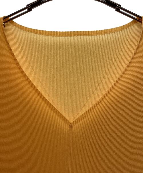 PLEATS PLEASE（プリーツプリーズ）PLEATS PLEASE (プリーツプリーズ) 半袖ブラウス オレンジ サイズ:3の古着・服飾アイテム