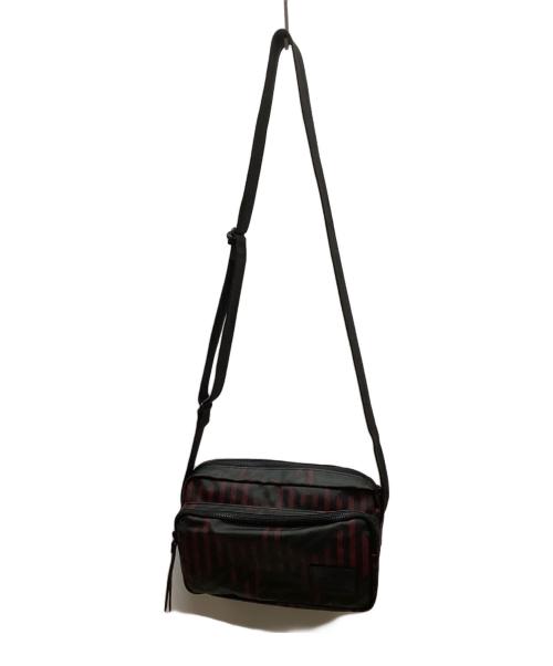 Vivienne Westwood（ヴィヴィアンウエストウッド）Vivienne Westwood (ヴィヴィアンウエストウッド) ボディーバッグ レッド×ブラック×グリーンの古着・服飾アイテム