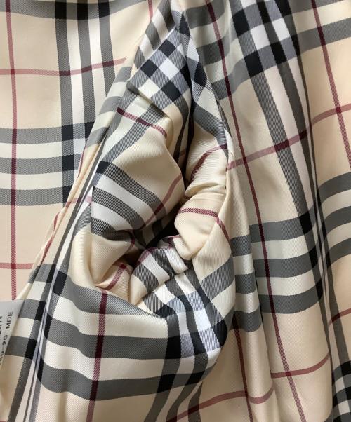 BURBERRY（バーバリー）BURBERRY (バーバリー) ジャケット イエロー サイズ:不明の古着・服飾アイテム