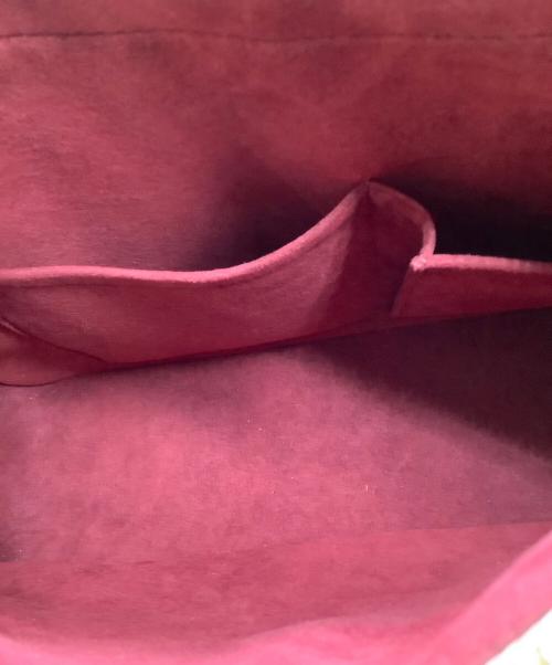 LOUIS VUITTON（ルイ ヴィトン）LOUIS VUITTON (ルイ ヴィトン) ショルダーバッグ ホワイトの古着・服飾アイテム