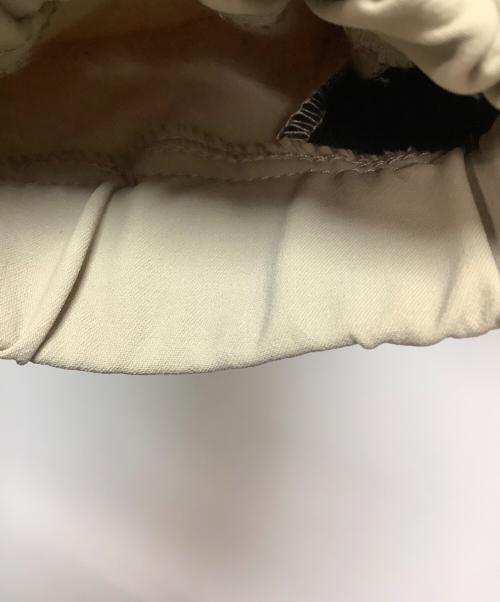 NEW BALANCE（ニューバランス）NEW BALANCE (ニューバランス) フーデットウーブンジャケット ベージュ サイズ:Mの古着・服飾アイテム