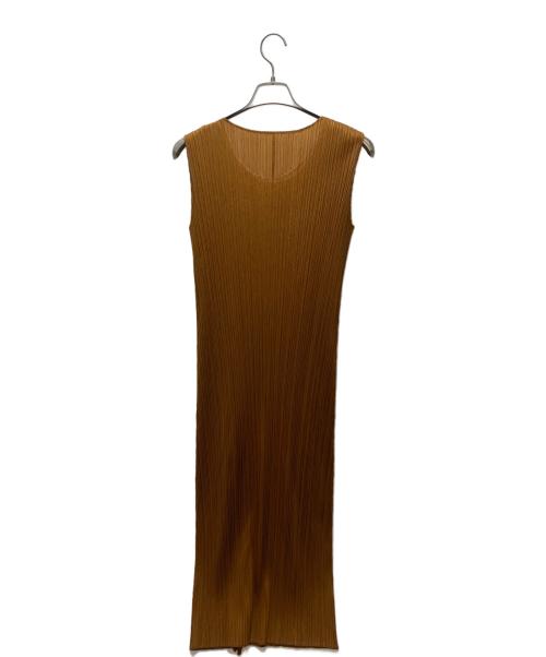 PLEATS PLEASE（プリーツプリーズ）PLEATS PLEASE (プリーツプリーズ) ノースリーブワンピース キャメル サイズ:5の古着・服飾アイテム