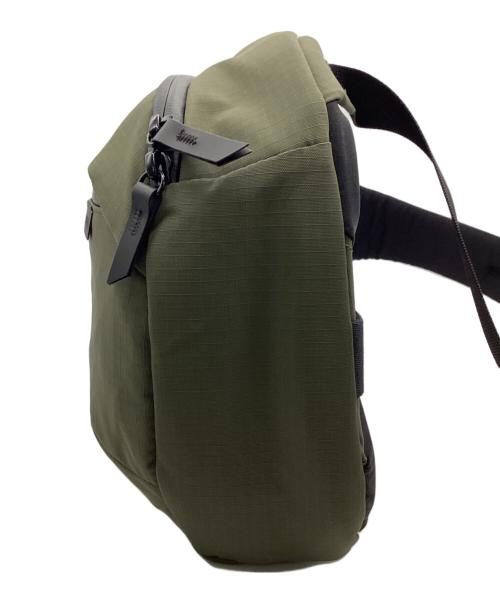 ALPAKA（アルパカ）ALPAKA (アルパカ) ボディバッグ オリーブの古着・服飾アイテム