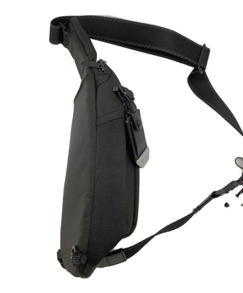 TUMI（トゥミ）TUMI (トゥミ) ボディバッグ ネイビーの古着・服飾アイテム