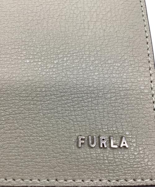 FURLA（フルラ）FURLA (フルラ) 2つ折り財布 ライトグレーの古着・服飾アイテム