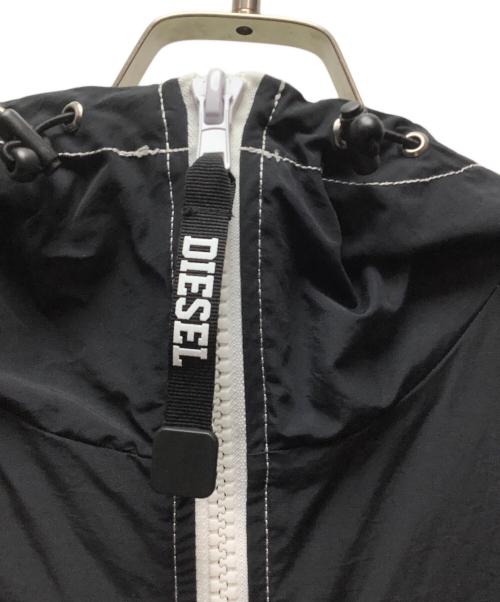 DIESEL（ディーゼル）DIESEL (ディーゼル) ナイロンジャケット ブラック×ブルー サイズ:Sの古着・服飾アイテム