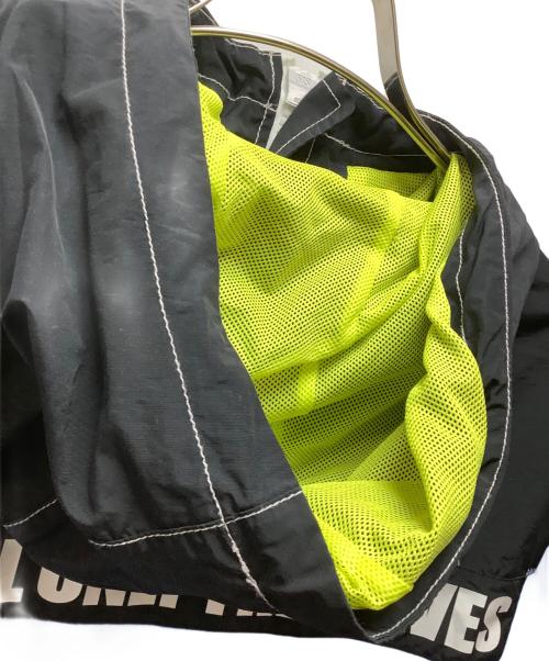 DIESEL（ディーゼル）DIESEL (ディーゼル) ナイロンジャケット ブラック×ブルー サイズ:Sの古着・服飾アイテム