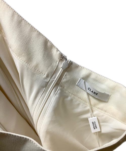 CLANE（クラネ）CLANE (クラネ) スカート アイボリー サイズ:Mの古着・服飾アイテム