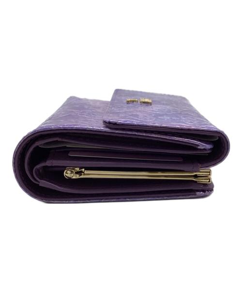 ANNA SUI（アナスイ）ANNA SUI (アナスイ) 2つ折り財布 パープルの古着・服飾アイテム