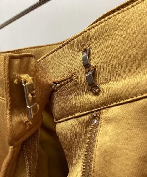 CLANE（クラネ）CLANE (クラネ) SATIN CARGO STRAIGHT SKIRT イエロー サイズ:SIZE1の古着・服飾アイテム