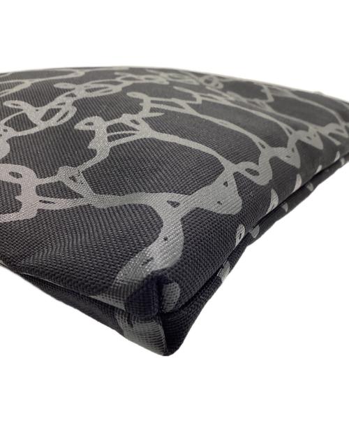 Vivienne Westwood（ヴィヴィアンウエストウッド）Vivienne Westwood (ヴィヴィアンウエストウッド) クラッチバッグ ブラックの古着・服飾アイテム