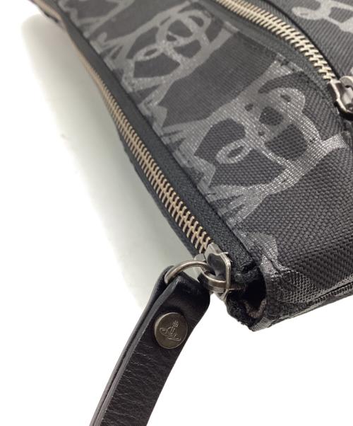 Vivienne Westwood（ヴィヴィアンウエストウッド）Vivienne Westwood (ヴィヴィアンウエストウッド) クラッチバッグ ブラックの古着・服飾アイテム