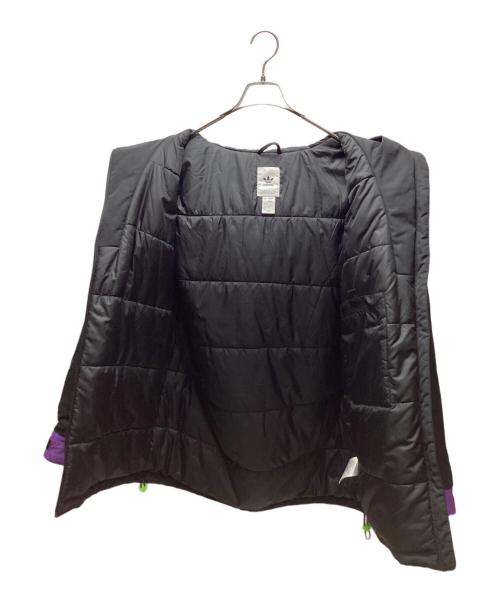 adidas（アディダス）adidas (アディダス) 中綿ジャケット ブラック×パープルの古着・服飾アイテム