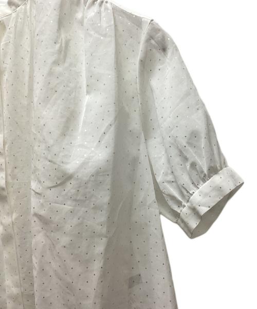 TOMORROW LAND（トゥモローランド）TOMORROW LAND (トゥモローランド) 半袖ブラウス ベージュ サイズ:SIZE36の古着・服飾アイテム