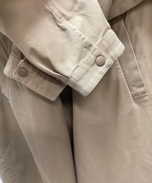 KBF（ケービーエフ）KBF (ケービーエフ) コート ベージュ サイズ:SIZE ONEの古着・服飾アイテム