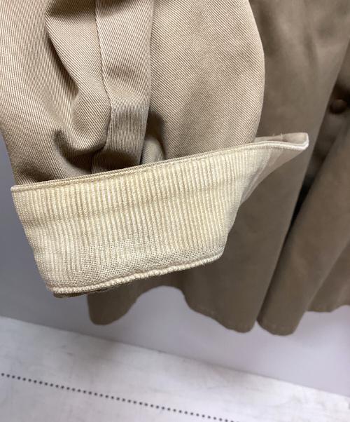 KBF（ケービーエフ）KBF (ケービーエフ) コート ベージュ サイズ:SIZE ONEの古着・服飾アイテム