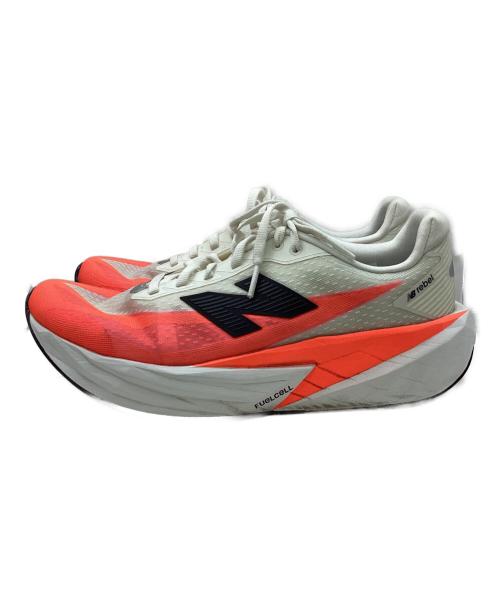 NEW BALANCE（ニューバランス）NEW BALANCE (ニューバランス) ランニングシューズ レッド×ホワイト サイズ:25.5の古着・服飾アイテム