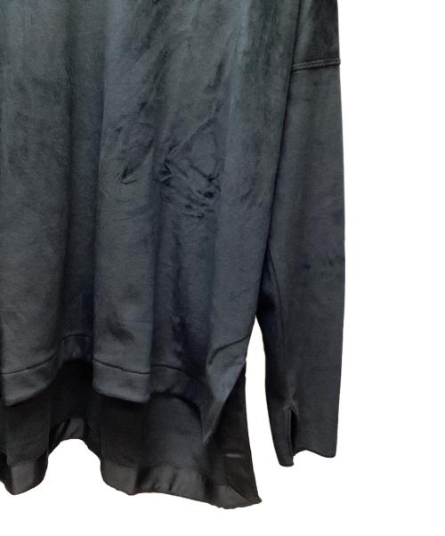 NEW BALANCE（ニューバランス）NEW BALANCE (ニューバランス) クルーネックプルオーバー ブラック サイズ:M 未使用品の古着・服飾アイテム