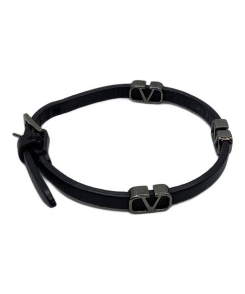 VALENTINO GARAVANI（ヴァレンティノ・ガラヴァーニ）VALENTINO GARAVANI (ヴァレンティノ・ガラヴァーニ) Vロゴブレスレット ブラックの古着・服飾アイテム