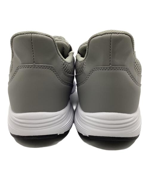 ノーブランド（ノーブランド）ノーブランド (ノーブランド) 軽量スルッとフィットシューズ ライトグレー サイズ:26.5-27cmの古着・服飾アイテム