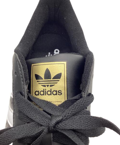 adidas（アディダス）adidas (アディダス) ローカットスニーカー ブラック サイズ:26cmの古着・服飾アイテム