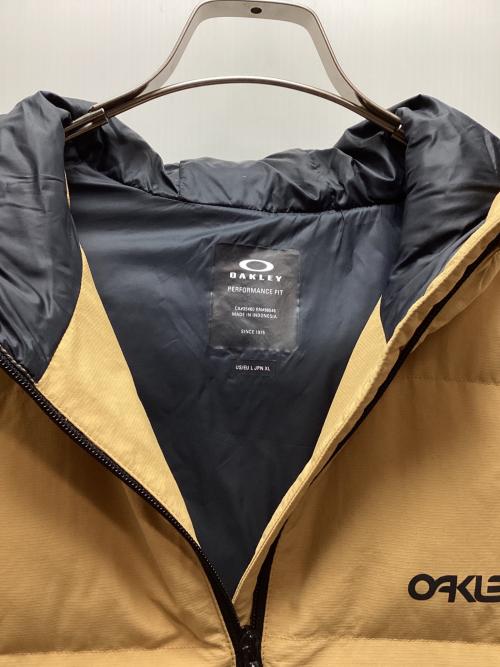 OAKLEY（オークリー）OAKLEY (オークリー) 中綿ジャケット カーキ×ブラック サイズ:XLの古着・服飾アイテム