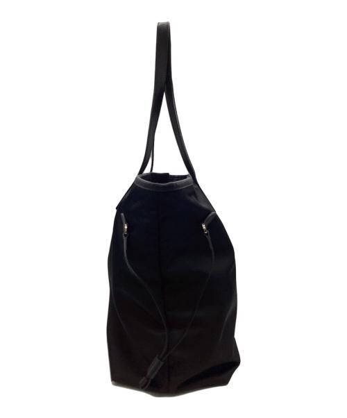 PRADA（プラダ）PRADA (プラダ) ナイロントートバッグ ブラックの古着・服飾アイテム