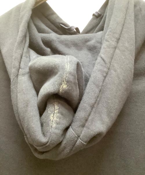 PRADA（プラダ）PRADA (プラダ) プルオーバーパーカー ネイビー サイズ:Sの古着・服飾アイテム