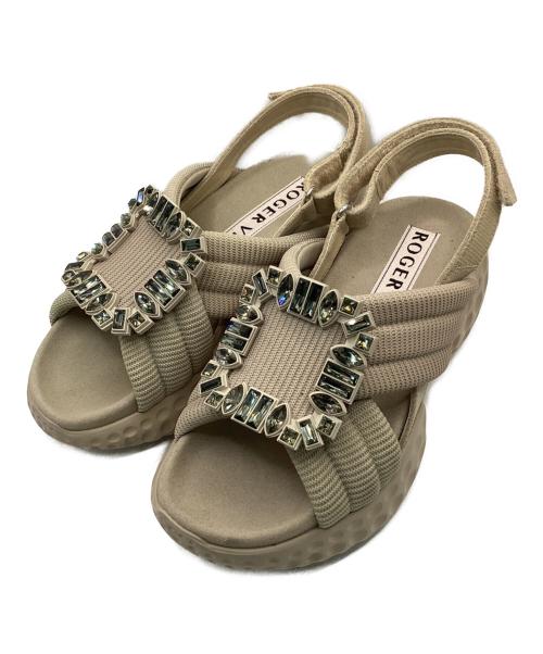 Roger Vivier（ロジェ ヴィヴィエ）Roger Vivier (ロジェ ヴィヴィエ) ヴィヴランライトファブリックサンダル ベージュ サイズ:36の古着・服飾アイテム