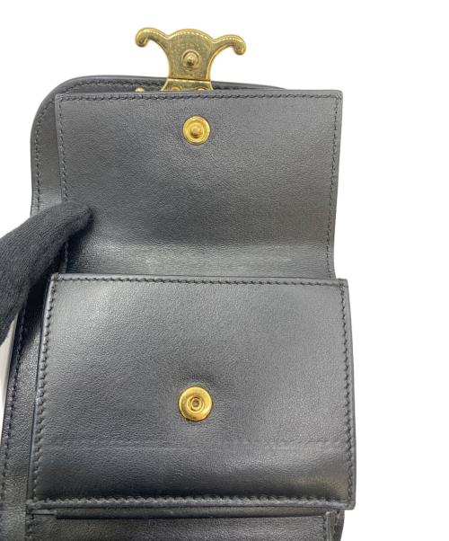 CELINE（セリーヌ）CELINE (セリーヌ) スモールフラップウォレット トリオンフ ブラックの古着・服飾アイテム