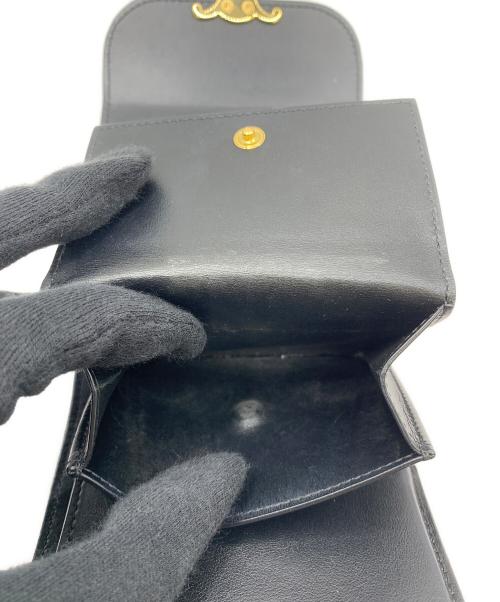 CELINE（セリーヌ）CELINE (セリーヌ) スモールフラップウォレット トリオンフ ブラックの古着・服飾アイテム
