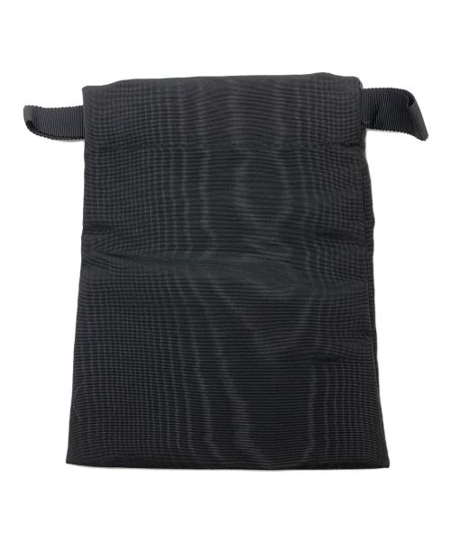 CELINE（セリーヌ）CELINE (セリーヌ) スモールフラップウォレット トリオンフ ブラックの古着・服飾アイテム
