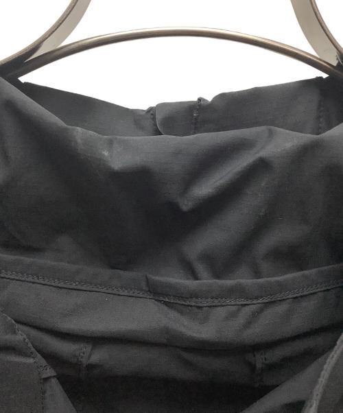 ARC'TERYX（アークテリクス）ARC'TERYX (アークテリクス) マウンテンパーカー ブラック サイズ:Mの古着・服飾アイテム