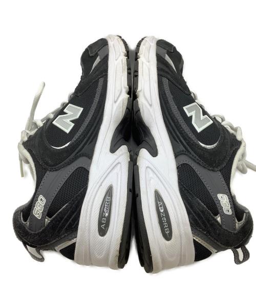 NEW BALANCE（ニューバランス）NEW BALANCE (ニューバランス) スニーカー ブラック×ホワイト サイズ:27.5の古着・服飾アイテム