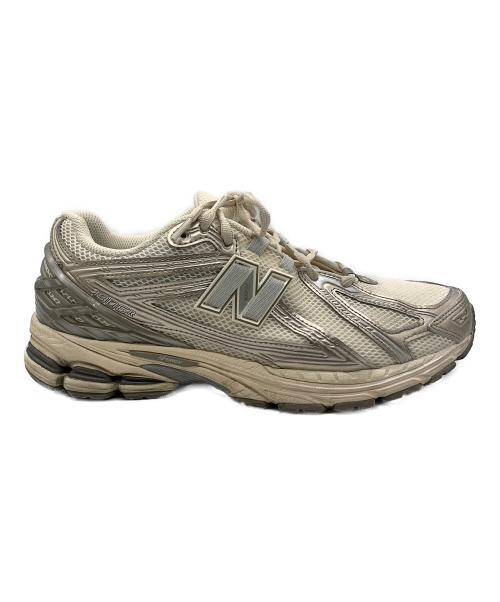 NEW BALANCE（ニューバランス）NEW BALANCE (ニューバランス) ローカットスニーカー ホワイト×シルバー サイズ:27.5cmの古着・服飾アイテム