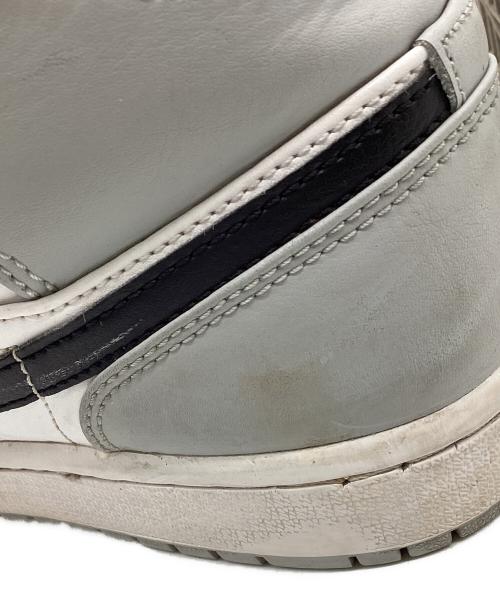 NIKE（ナイキ）NIKE (ナイキ) Air Jordan 1 Mid グレー×ホワイト サイズ:26cmの古着・服飾アイテム