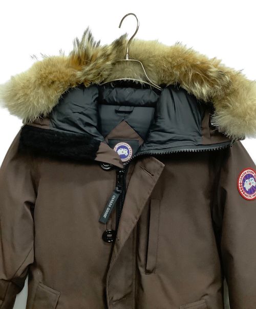 CANADA GOOSE（カナダグース）CANADA GOOSE (カナダグース) ダウンジャケット ブラウン サイズ:Sの古着・服飾アイテム