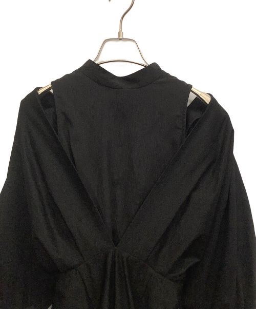 AMeLIE（アメリ）AMeLIE (アメリ) MEDI OFF SHOULDER PUFF SLEEVE DRESS ブラック サイズ:s 155/80Aの古着・服飾アイテム