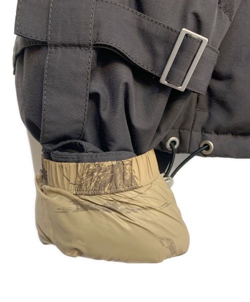 CANADA GOOSE（カナダグース）CANADA GOOSE (カナダグース) クロップド ダウン ストラップ パッファー ブラック サイズ:XSの古着・服飾アイテム