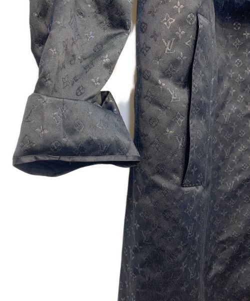 LOUIS VUITTON（ルイ ヴィトン）LOUIS VUITTON (ルイ ヴィトン) 中綿ライナー付コート ブラック サイズ:36の古着・服飾アイテム