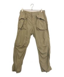 Engineered Garments（エンジニアド ガーメンツ）の古着「ナイロンパンツ」｜ベージュ
