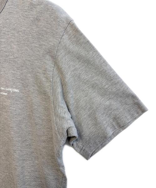 COMME des GARCONS（コムデギャルソン）COMME des GARCONS (コムデギャルソン) ロゴ半袖Tシャツ ライトグレー サイズ:Mの古着・服飾アイテム