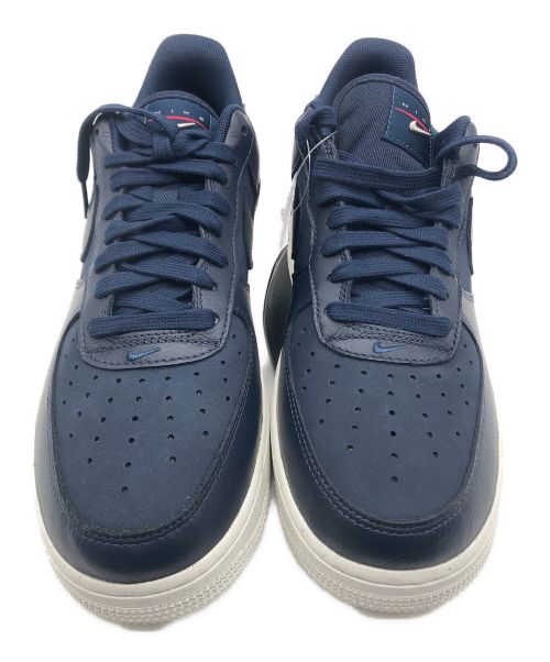 NIKE（ナイキ）NIKE (ナイキ) NIKE WOMON'S AIR FORCE1(ナイキ  ウィメンズ エアフォース1) ネイビー×ホワイト サイズ:27.5 未使用品の古着・服飾アイテム