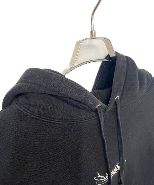 SUPREME（シュプリーム）SUPREME (シュプリーム) プルオーバーパーカー ブラック サイズ:Ｍの古着・服飾アイテム