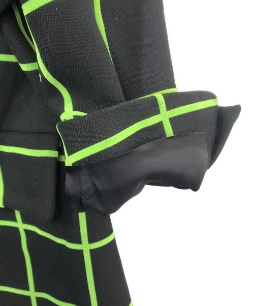 OFFWHITE（オフホワイト）OFFWHITE (オフホワイト) コート ブラック×グリーン サイズ:40の古着・服飾アイテム
