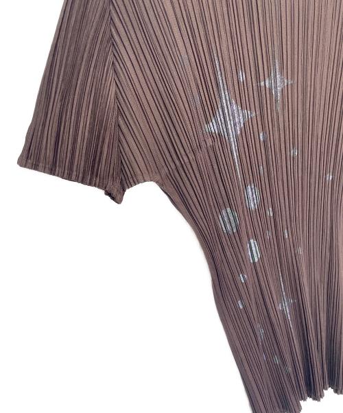 PLEATS PLEASE（プリーツプリーズ）PLEATS PLEASE (プリーツプリーズ) 半袖カットソー ブラウン サイズ:3の古着・服飾アイテム